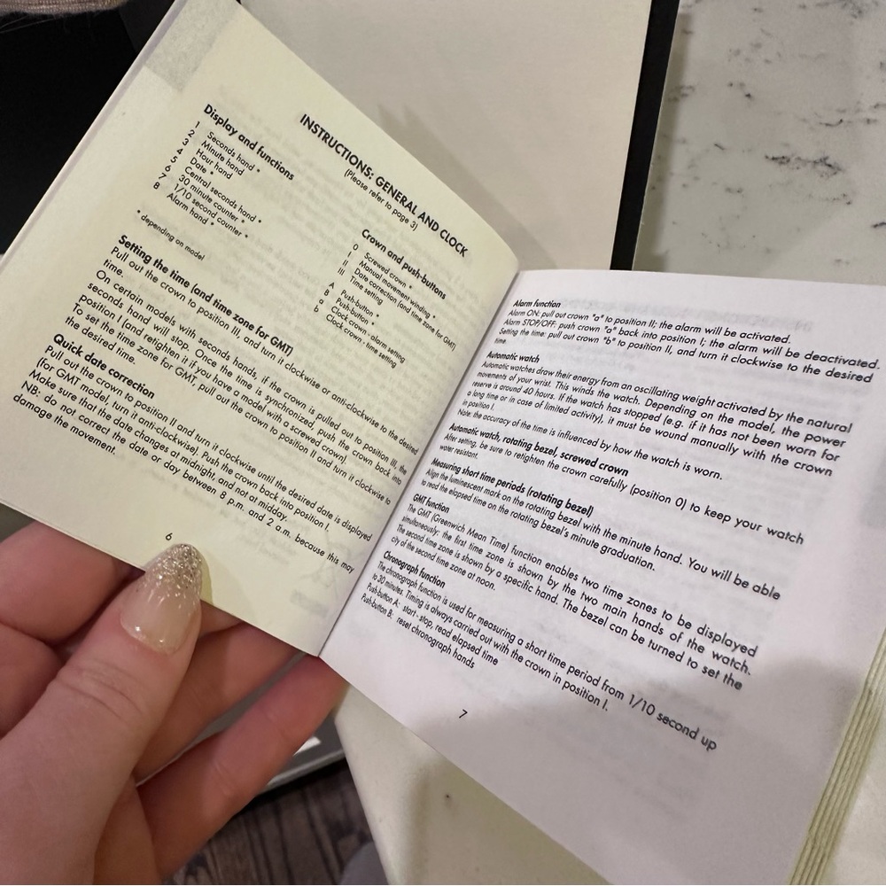 Gucci Sync Sport Watch with White Rubber Logo Band Unisex Stainless Steel - Picture 8 of 16